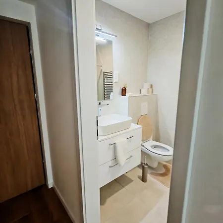 Апартаменты Luxus Lakopark Гардонь