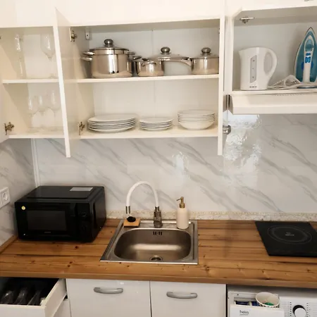 Luxus Lakopark Апартаменты